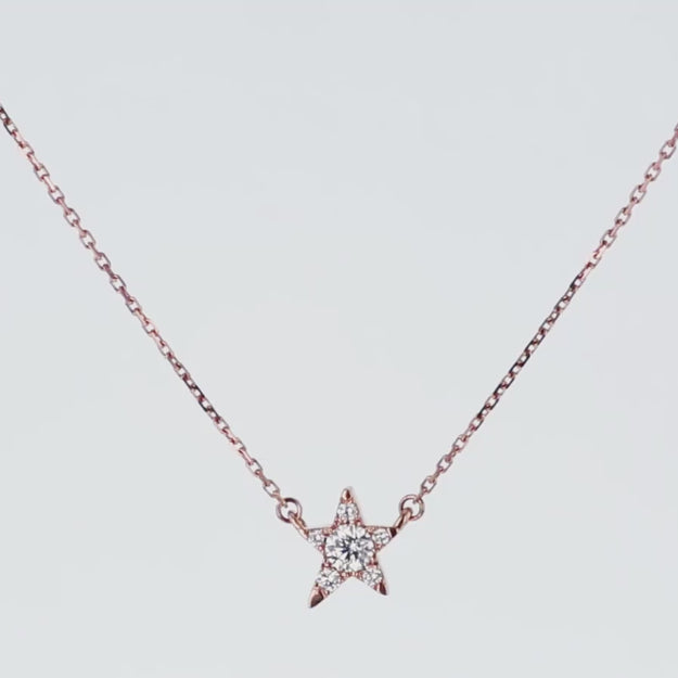 Noémie The Single Star Diamond Necklace